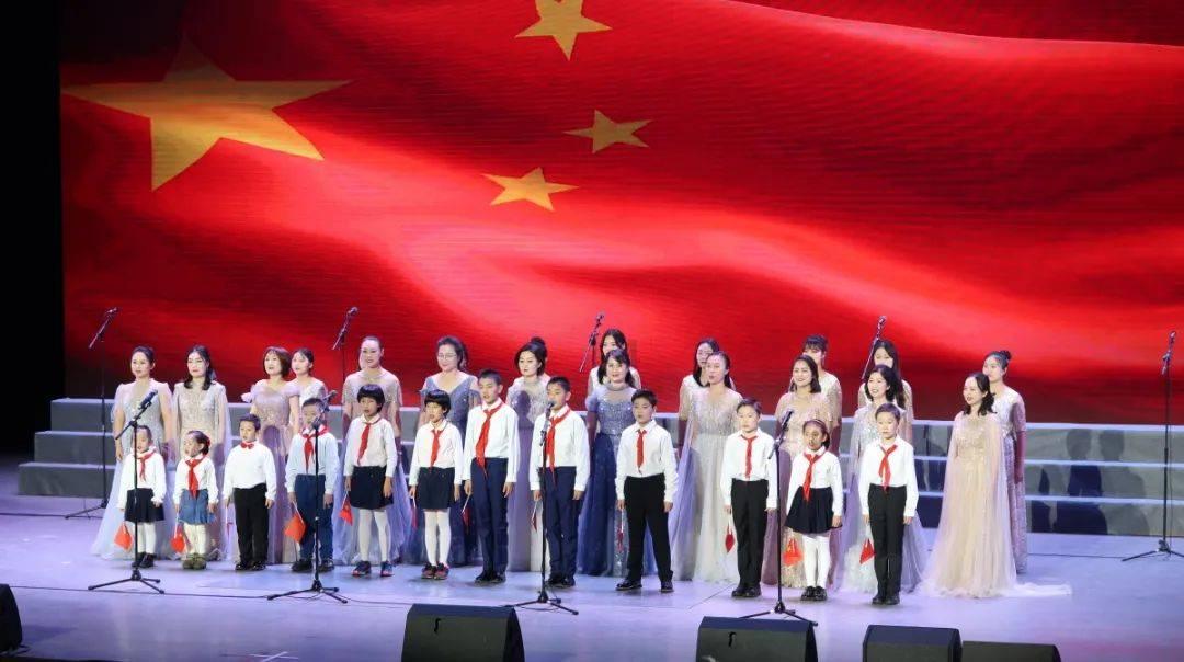 逆藤小说茶茶好萌闻蔓讲的是什么游戏画面